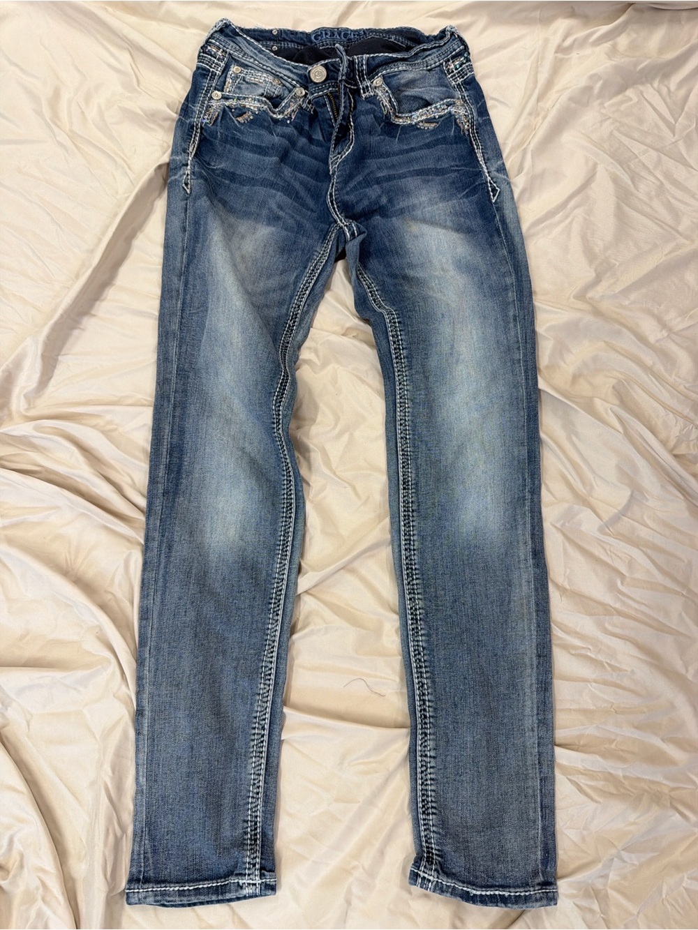 Grace Women's Slim Straight Jeans in Blue Wash